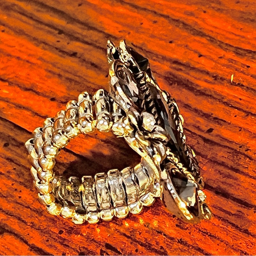 Beautiful Statement Ring - image 3